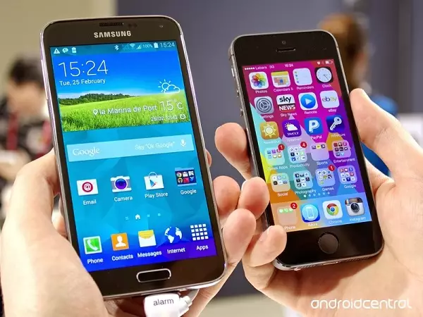 galaxy s5 and iphone 5